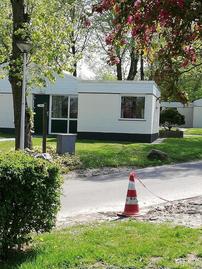 Rustige, Gelijkvloerse Vakantiewoning Met 2 Slaapkamers In Simpelveld, Zuid-Limburg Extérieur photo
